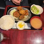 唐揚げ定食(肉バル アモーレ 新宿店)