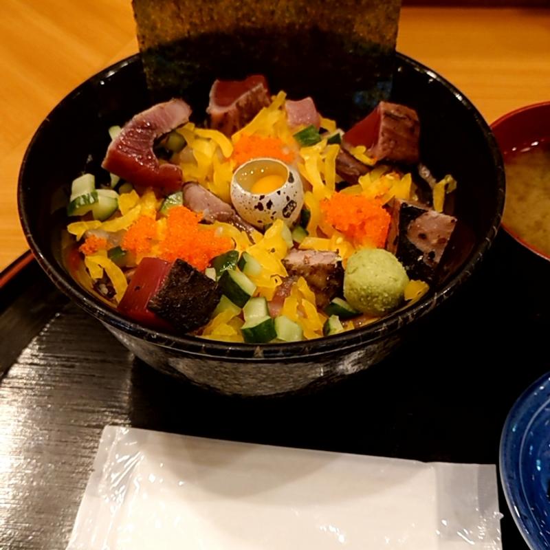 海鮮丼(まえ田 )