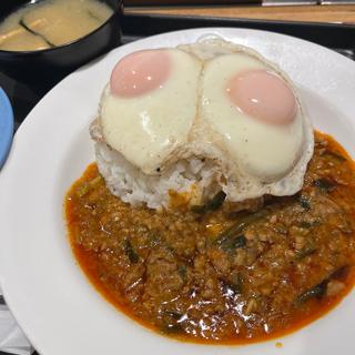 【店舗限定】ピリ辛にら玉飯(松屋 四条烏丸店)