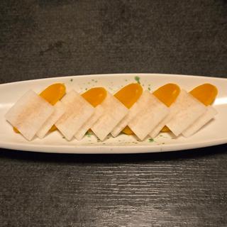 からすみ大根(海鮮料理 磯乃家)