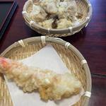 モツの天ぷら、海老天