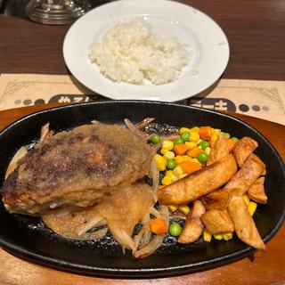 ハンバーグAランチ （ビーフ100%) 180g