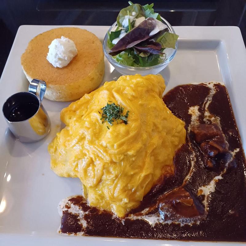 オムライス パンケーキセット(星乃珈琲店 高井戸店)