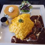 オムライス パンケーキセット(星乃珈琲店 高井戸店)