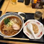 ラーメン半チャン(万福食堂 辰巳店)