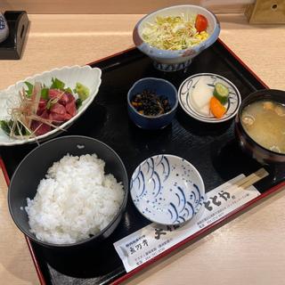 鮪ぶつ切定食(魚河岸 大作アスティ静岡東館店 （ウオガシダイサク）)