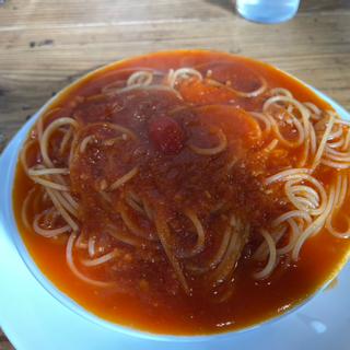 トマトパスタ大盛