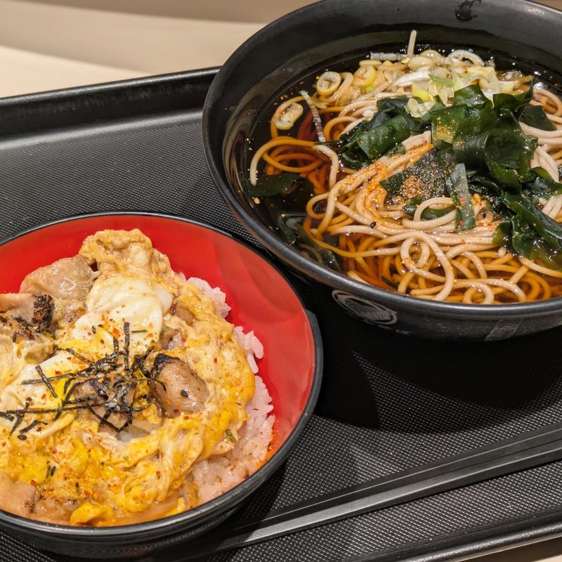 ミニ炭火親子丼そばセット(富士そば 日暮里店)