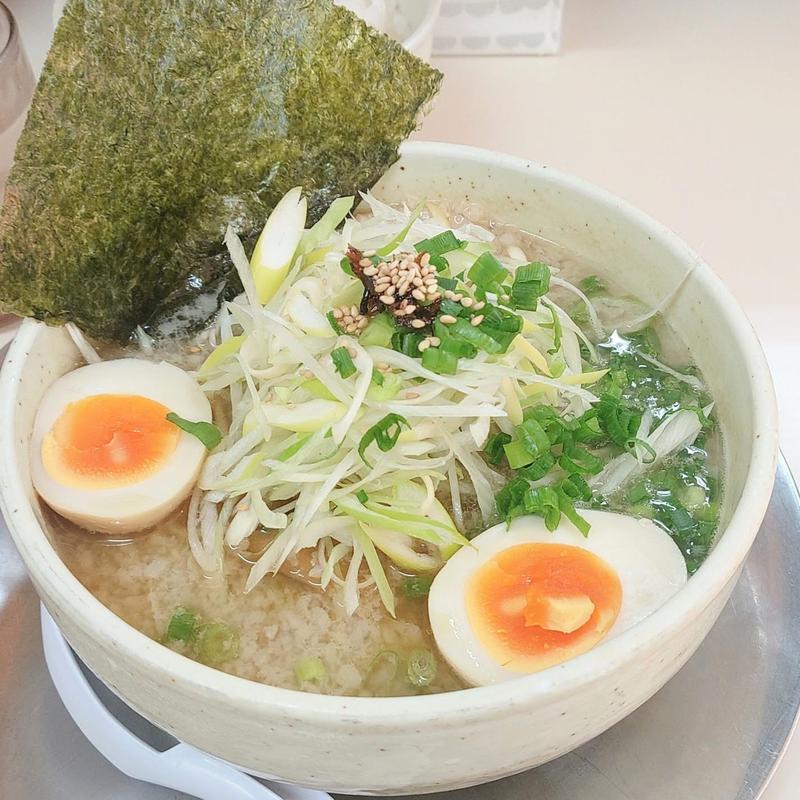 ねぎそば 背脂 玉子(麺や光)