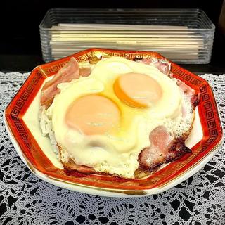 ベーコンエッグ丼