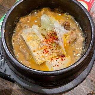 特製もつ煮込み