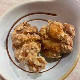 お通し 唐揚げ(武州うどんあかね&みどりダイニング)