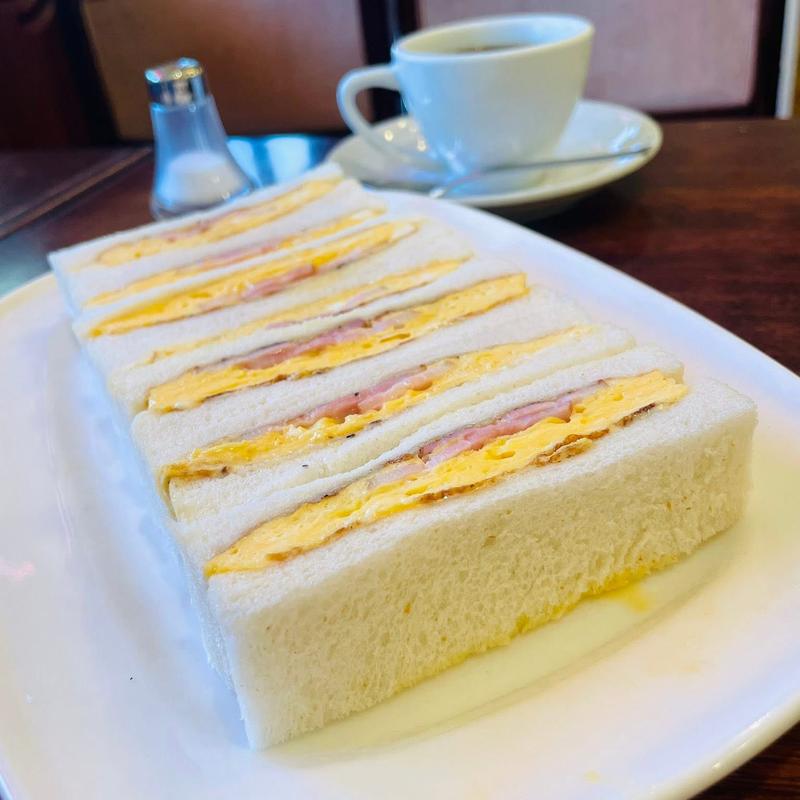 ベーコンエッグサンド(泉)