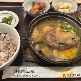 たっぷり野菜の和風ハンバーグ定食(さち福や ラゾーナ川崎店)