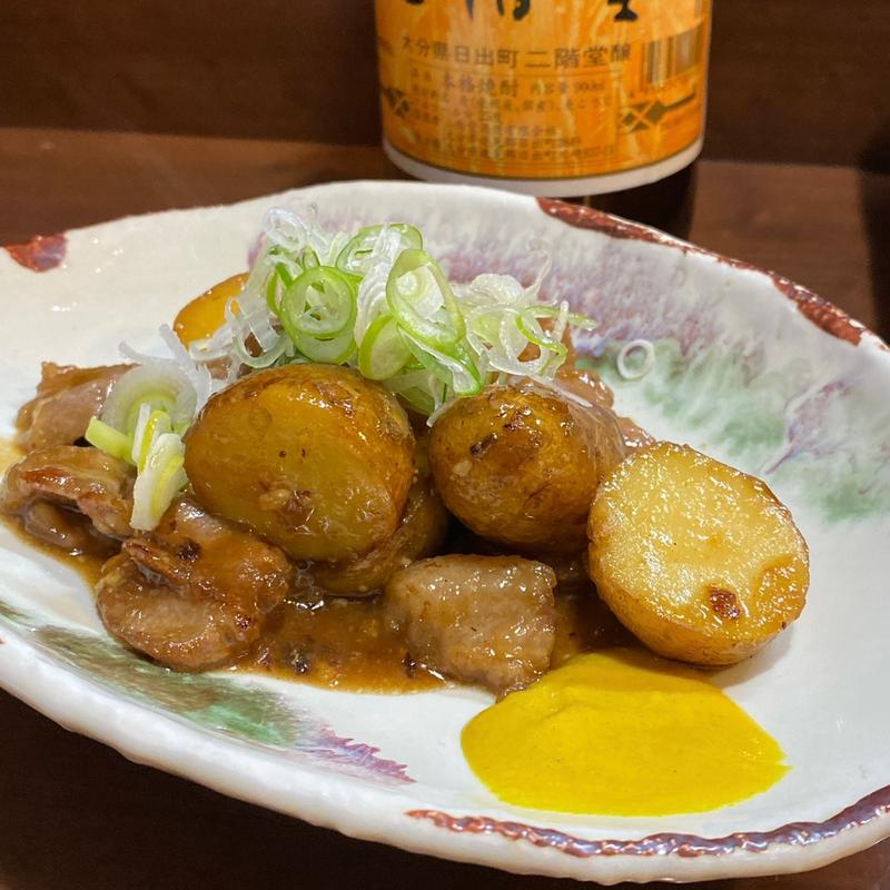 新じゃがと豚の煮っころがし(味処●酒処 とらや)