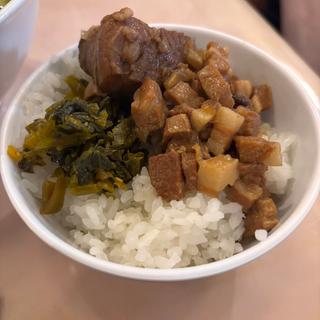 魯肉飯(青葉新館(アオバシンカン))
