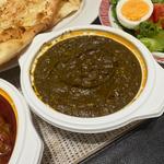 ザグ (ほうれん草) カレー