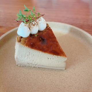 ほうじ茶のバスクチーズケーキ（2種カフェセット）(few)