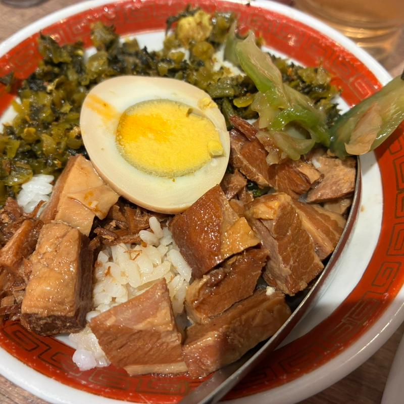 ミニルーロー飯(手包わんたん麺酒家 広州市場 横浜ポルタ店)