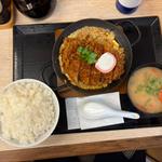 出汁醤油ロースカツon the親子鍋定食