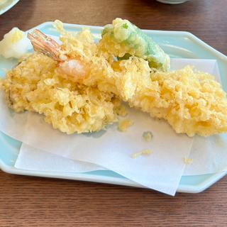 海老魚天ぷら(一山 いけす)