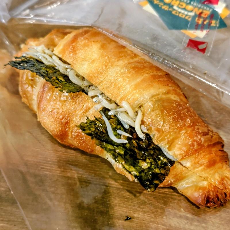 湘南しらすクロワッサンド(ENOCRO)