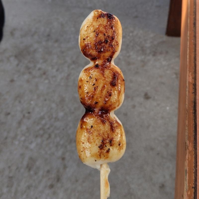 こしひかりのだんご(魚の市場通り)