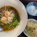 トムヤムスープヌードル　ランチセット