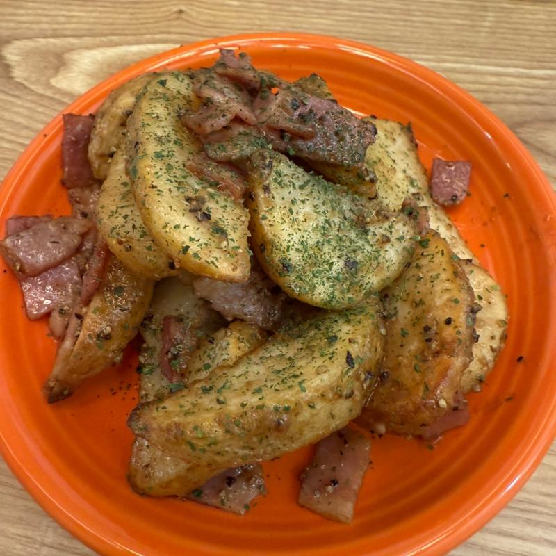 アンチョビポテトベーコン(スパイス＆ガーリック 亀ハウス グリナード永山店)