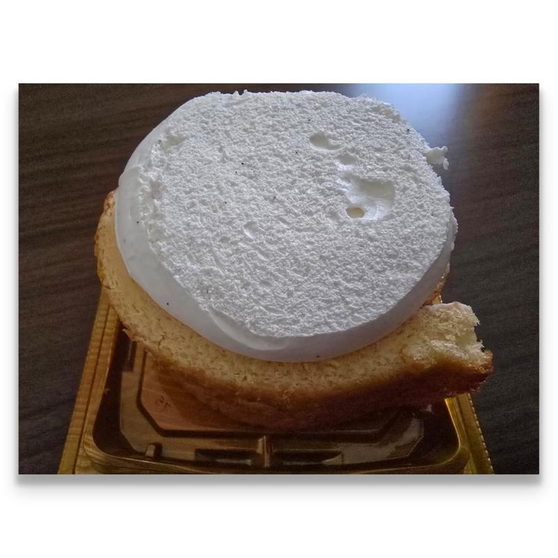 クリーム爆盛！バニラロール(西友下総中山店)