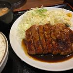 トンテキ定食(豚々亭 （【旧店名：牛亭】）)