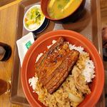 うな牛ご飯大盛り