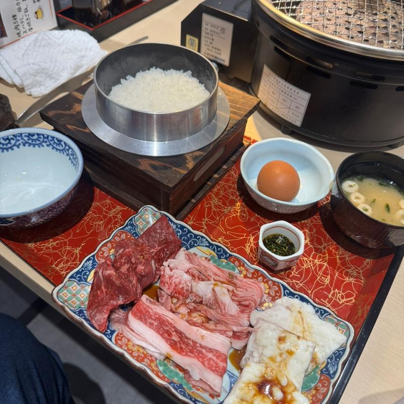 3種盛り定食(肉のよいち 加古川野口店)