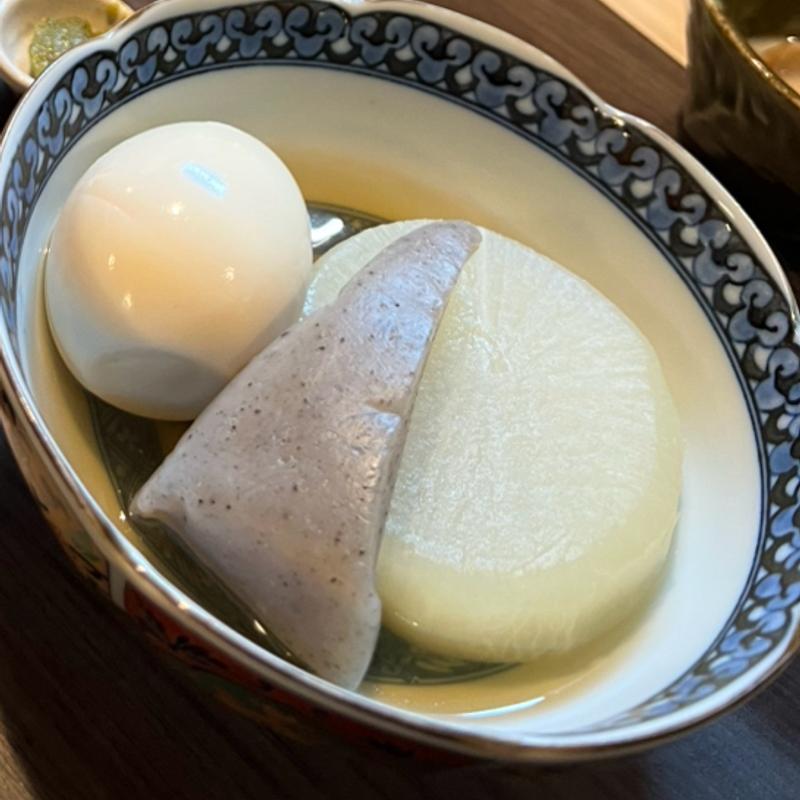 おでん　大根　蒟蒻　たまご(うわばみ)
