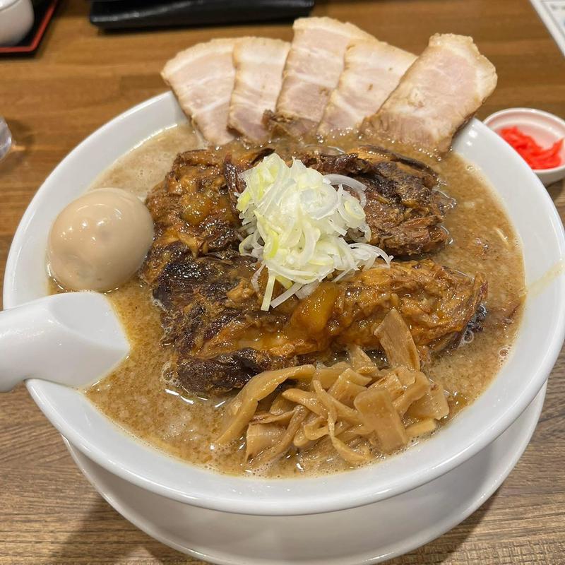 ブタニボセカンド 大盛り コツ肉×5(コツコツラーメン・三十六番)