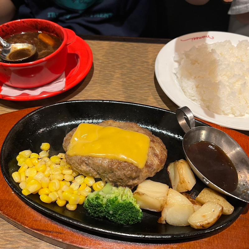 キングハンバーグスペシャルセット(肉の万世 越谷店)