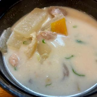 粕汁(京都・伏見神聖酒蔵 鳥せい 本店)