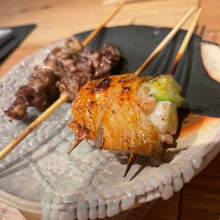 骨抜き葱込め手羽先(炭火焼き鳥 鶏尽 花れ 久茂地店)