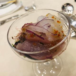 魚介類のカクテル仕立て_デミコース(スカイラウンジ フェニックス)