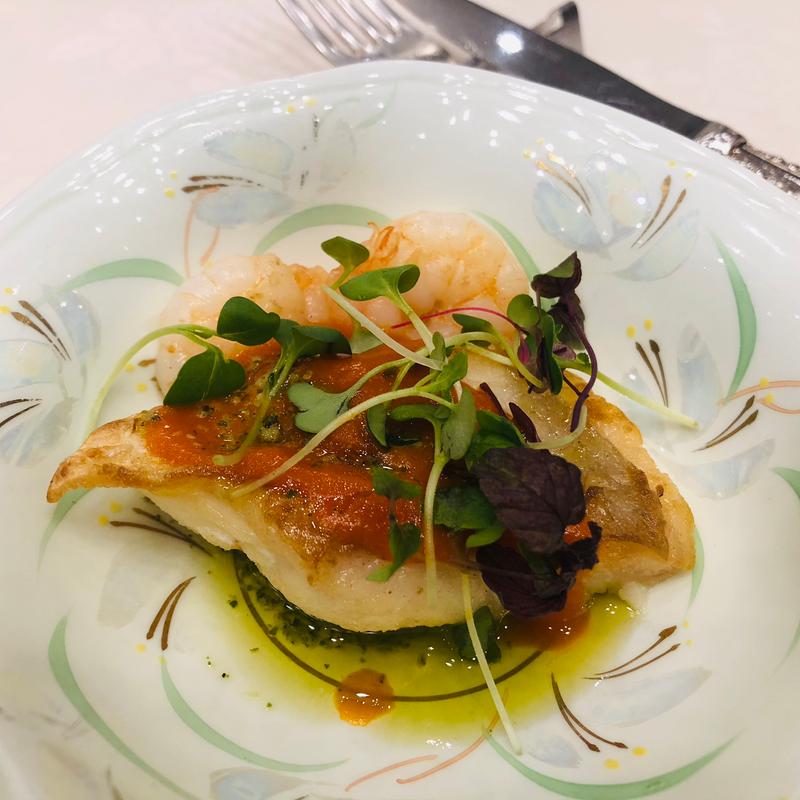 ウスバハギとエビのポワレ トマトとオレンジのソース_デミコース(スカイラウンジ フェニックス)