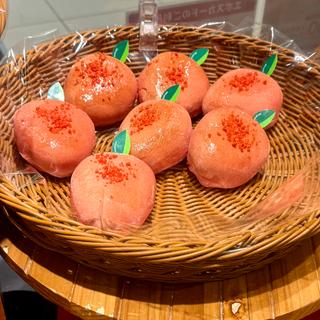 苺のホイップあんぱん(デリフランス 光が丘店)