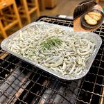 しらすアヒージョ(バゲット付き)