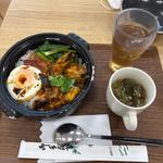 那須のスパイシー煮込み(Tea Amo 王記土鍋飯)