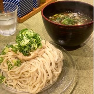 鴨汁つけそば(らーめん鴨to葱　イイトルミネ新宿店)