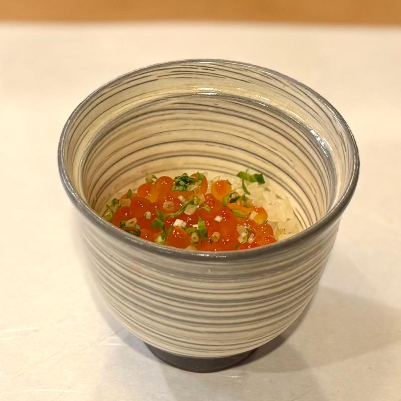 いくらの飯蒸し(ひろ作 （ひろさく）)