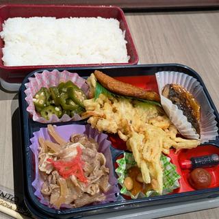 特製豚丼 紅生姜添え
