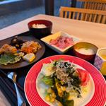 朝食ビュッフェ