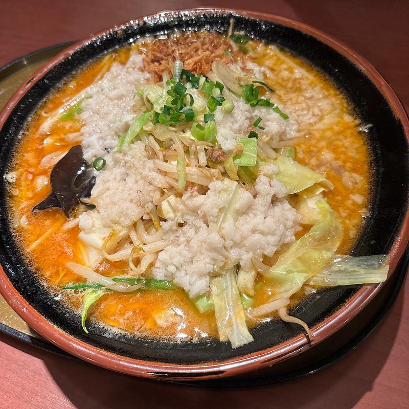 野菜たっぷり背脂味噌ラーメン(さんぽう亭 三条四日町店 )
