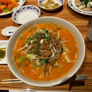 担々麺ランチ(重慶飯店 横浜中華街 新館1F)