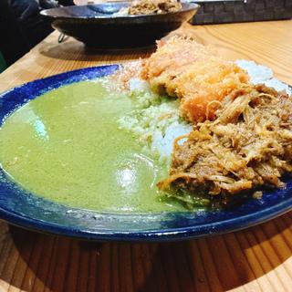 グリーンカツカレー